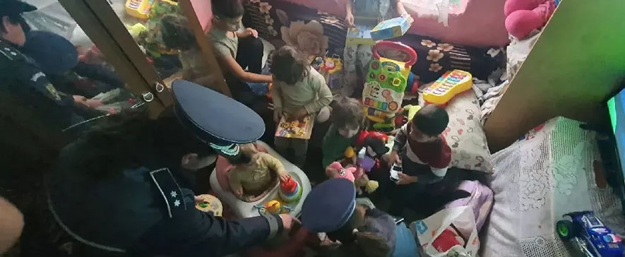 Ajutoare pentru o familie nevoiașă cu 7 copii din Bacău
